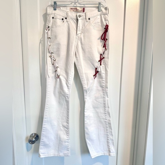 Levi's 515 Nouveau Bootcut White Jeans Upcycled Y2K Style Tie Design Size 6 - Picture 1 of 14